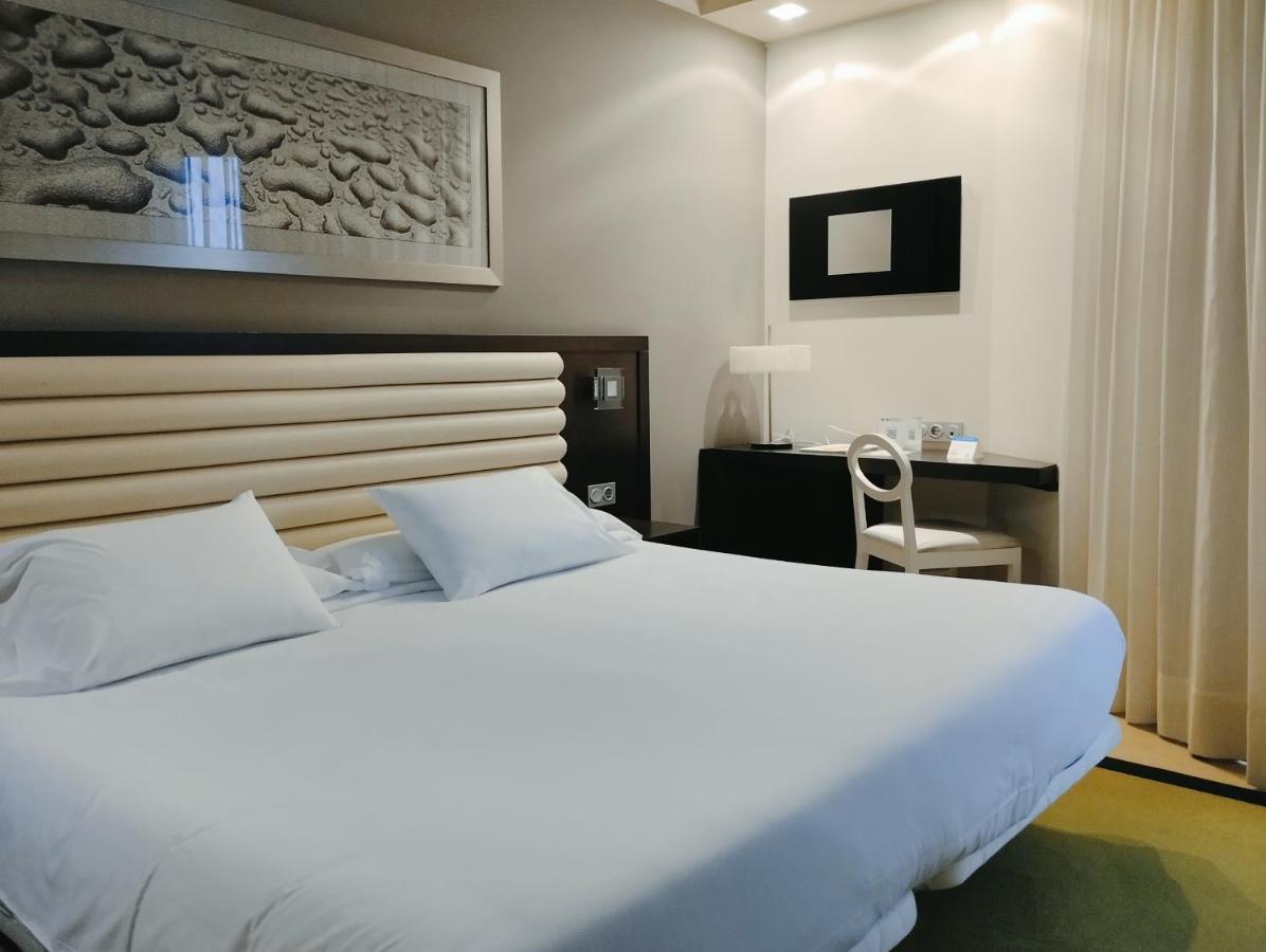 Superior King Room sea view spa access