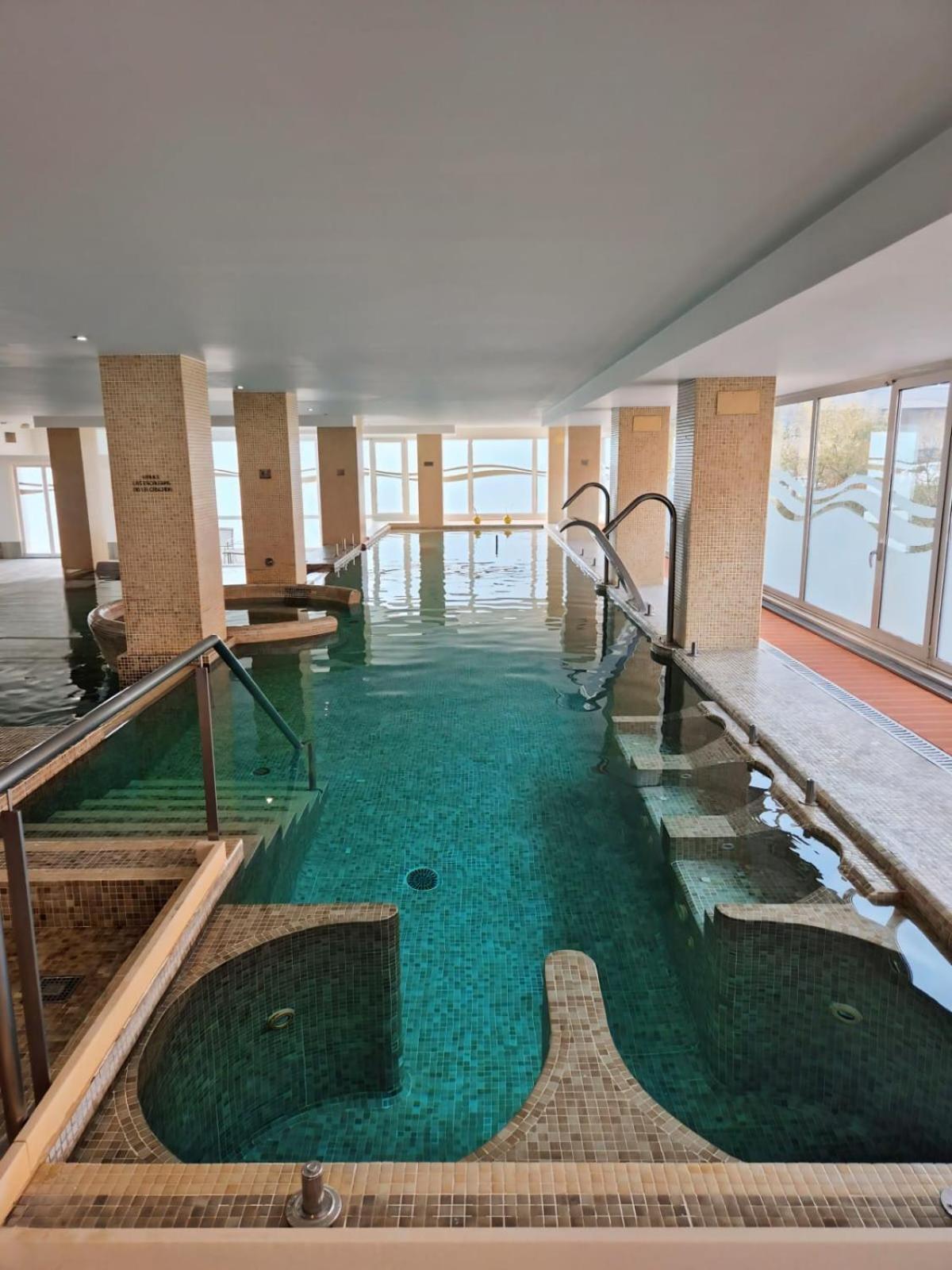 Superior King Room sea view spa access